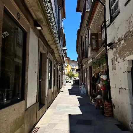 Casa Dentro Da 度假居 *