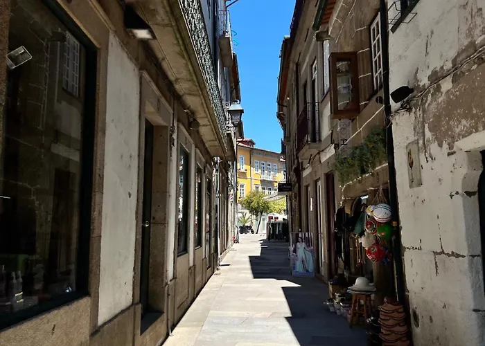 Casa Dentro Da Nyaraló *